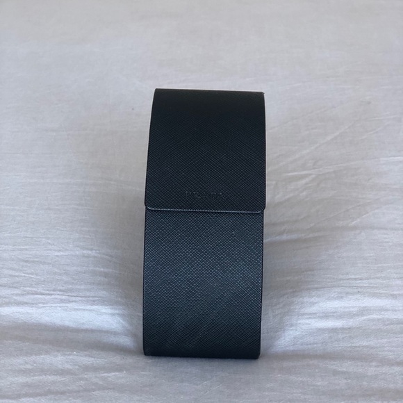 HOST PICK Authentic Prada TortoiseShell Sunglasses - Picture 9 of 11